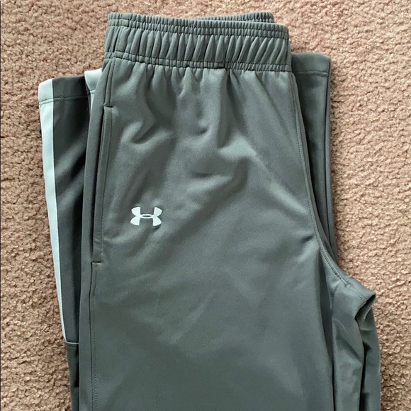Under armor sweats! - Picture 2 of 3